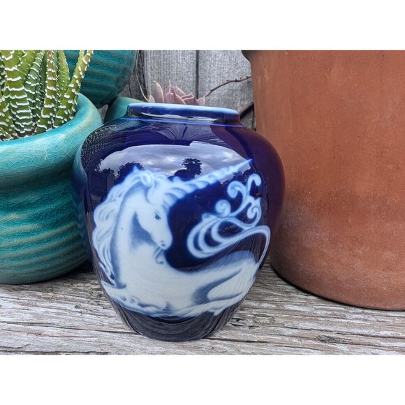 Vintage Takahashi Unicorn Vase, Romantic Gift - Picture 1 of 10